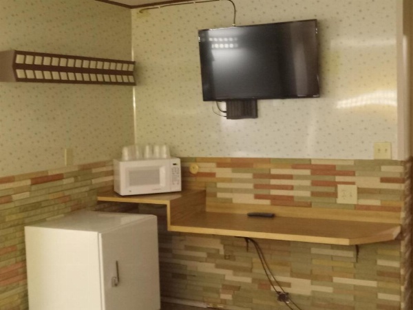 Siesta Motel image 23