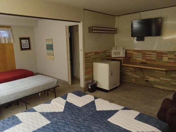 Siesta Motel image 28