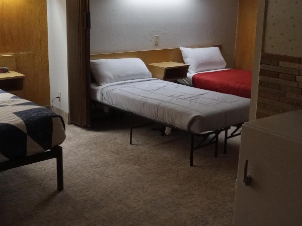 Siesta Motel image 29